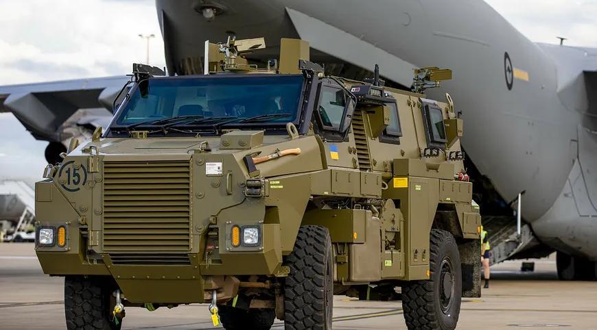 A Ukrainian Soldier Praises These Machines. Equipped With A CAT 3126E Engine. They Are From Australia